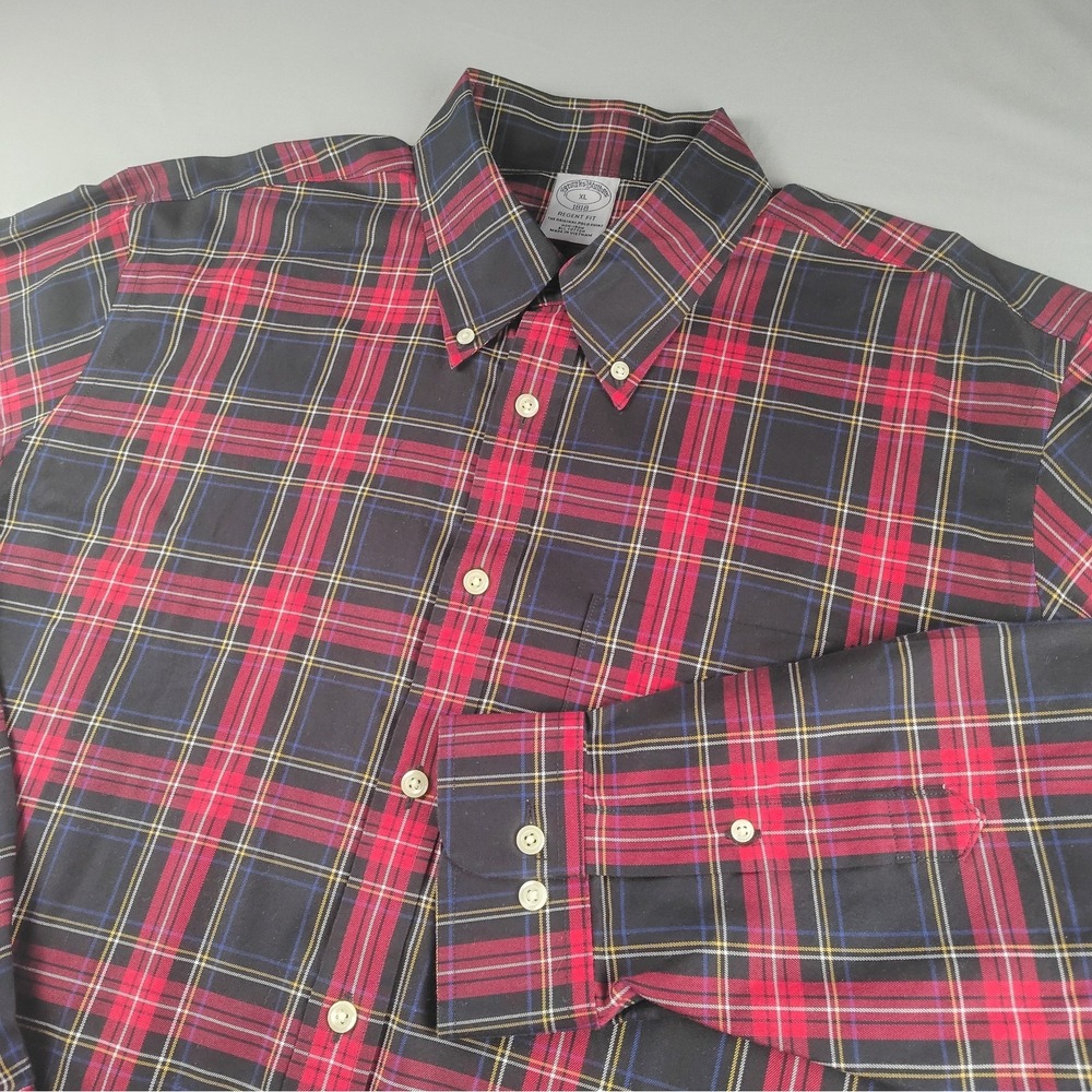 Brooks Brothers 1818 Regent Fit XL Red Black Plaid Non Iron Button Shirt Cotton